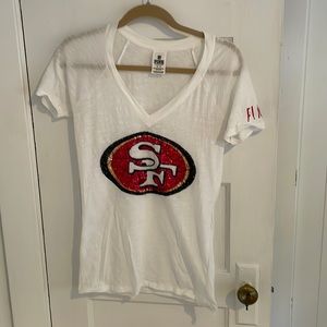 PINK Victoria’s Secret M white v-neck 49ers sequin logo t-shirt. Gently worn